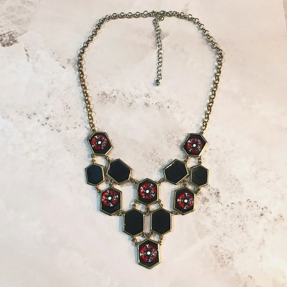 Statement Necklace Fashion Jewelry Black Diamond Eyelet Marble Honeycomb Bib